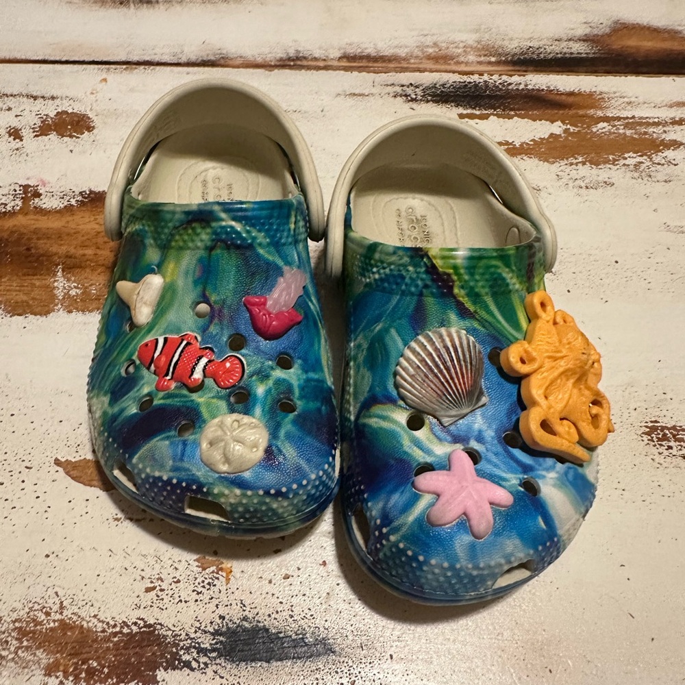 CROCS Kids Water Shoes with Ocean Creatures